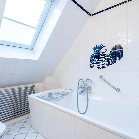 Heefwai - H2w6 - In By Interhome